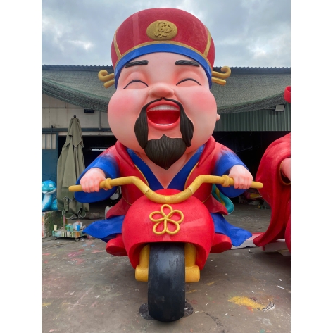 Mô Hình Thần Tài Mút Xốp: Xu Hướng Trang Trí Tết Tài Lộc Và Ấn Tượng